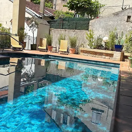 Logis Restaurant Grand De Lyon ホテル 3*