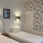 Logis Restaurant Grand De Lyon Вальс-ле-Бен
