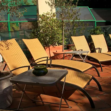 Logis Restaurant Grand De Lyon Hotel