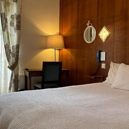 Logis Restaurant Grand De Lyon Vals-les-Bains