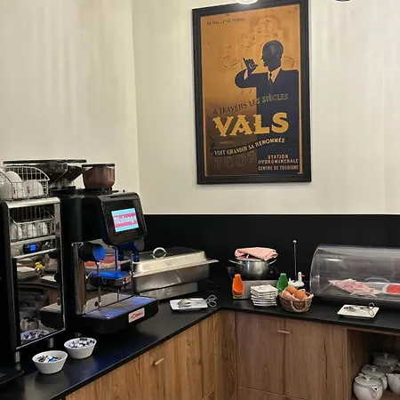 Hotel Logis Restaurant Grand De Lyon Vals-les-Bains