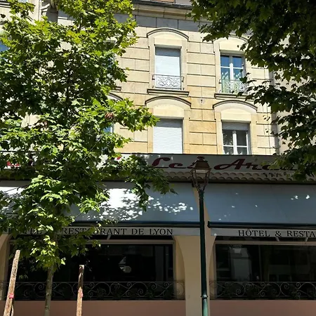 Logis Restaurant Grand De Lyon Hotel 3*