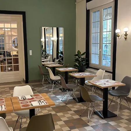 Logis Restaurant Grand De Lyon Hotel 3*