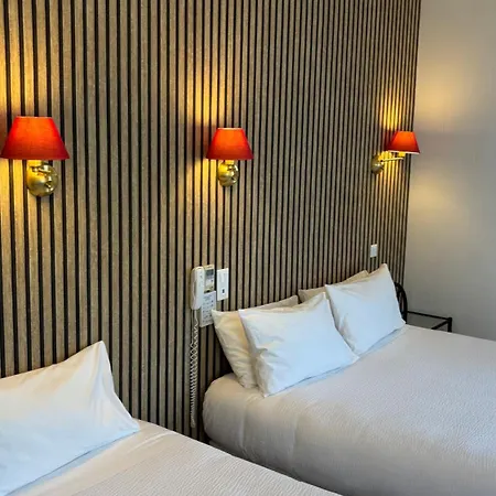 Logis Restaurant Grand De Lyon Hotel