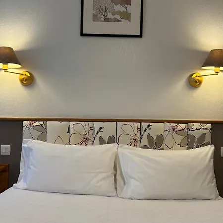 Logis Restaurant Grand De Lyon