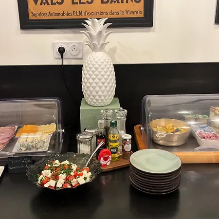 Logis Restaurant Grand De Lyon Vals-les-Bains