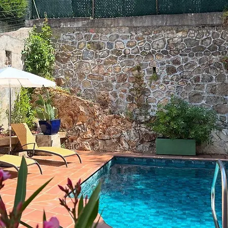 Logis Restaurant Grand De Lyon 3* Vals-les-Bains