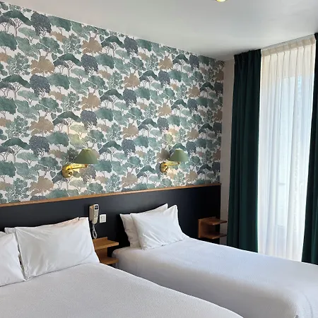 Logis Restaurant Grand De Lyon Hotel 3*