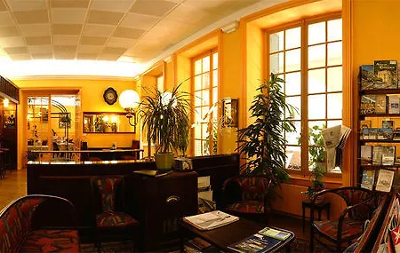 Logis Restaurant Grand De Lyon 3* Vals-les-Bains